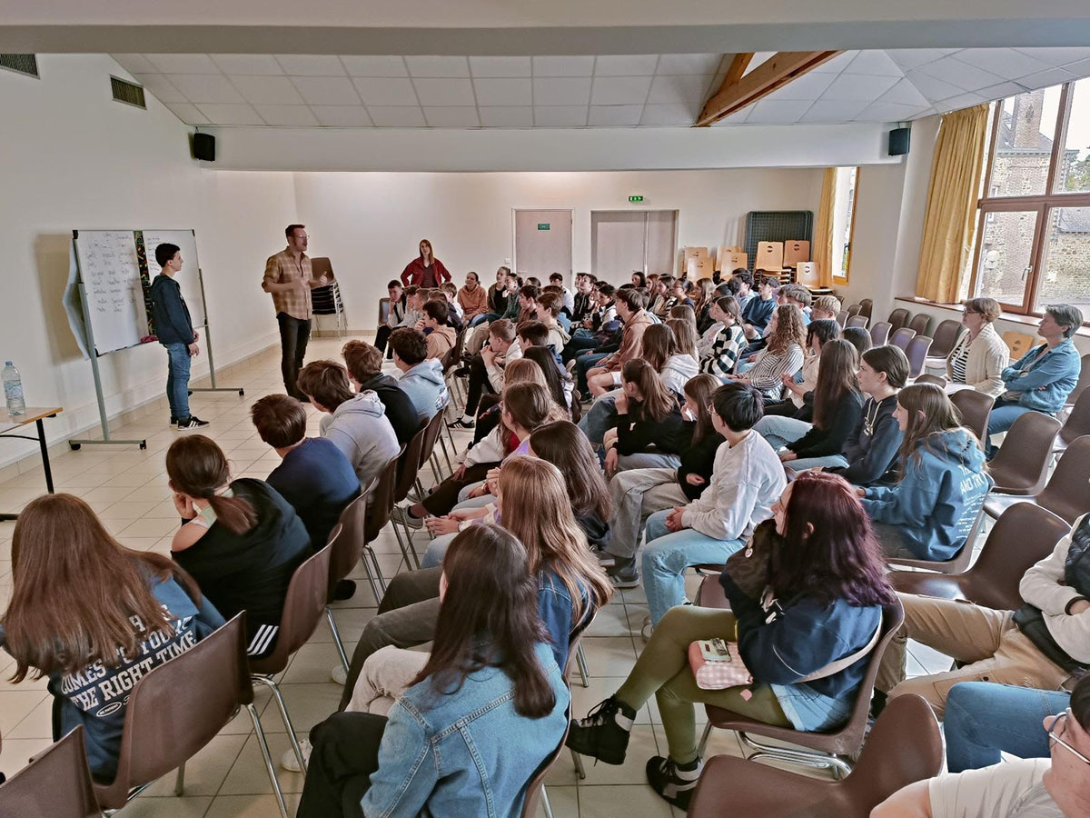 Les Barjes au collège Saint Joseph (La Guerche de Bretagne)